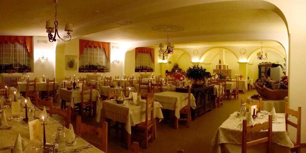 Albergo Adele Бормио Экстерьер фото