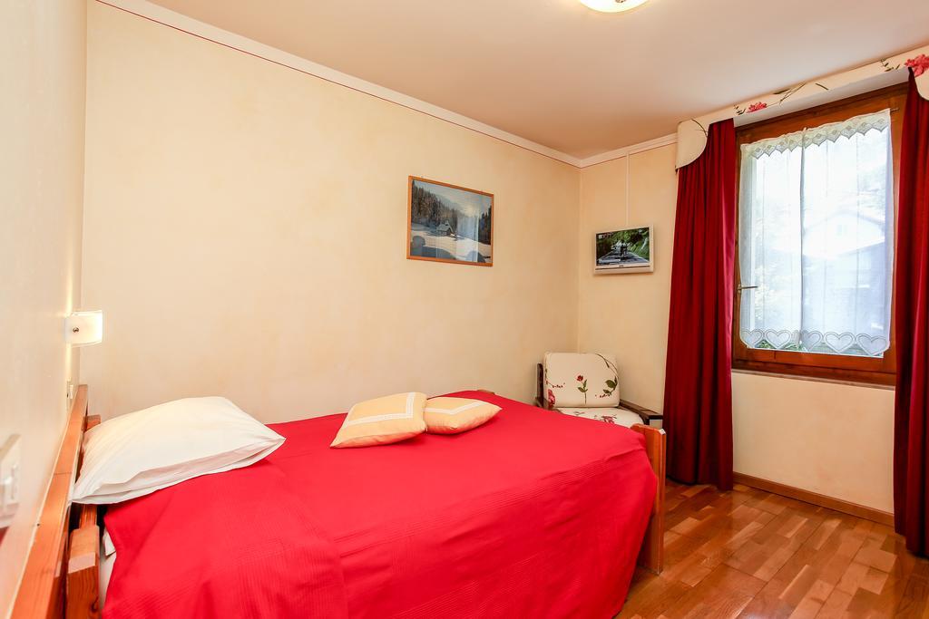 Albergo Adele Бормио Экстерьер фото