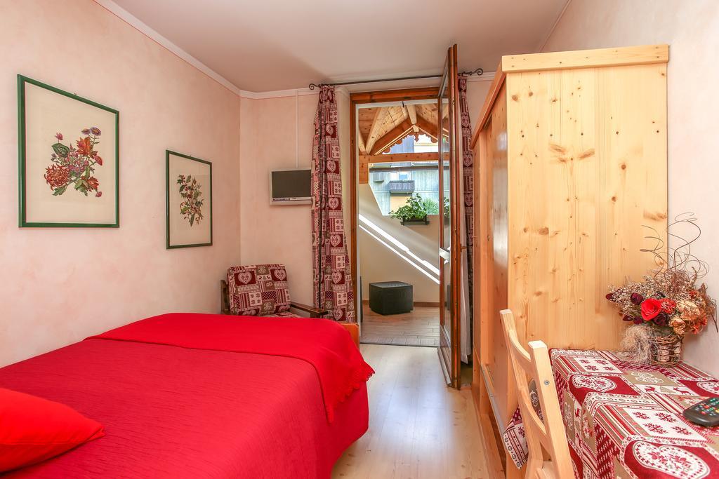 Albergo Adele Бормио Экстерьер фото